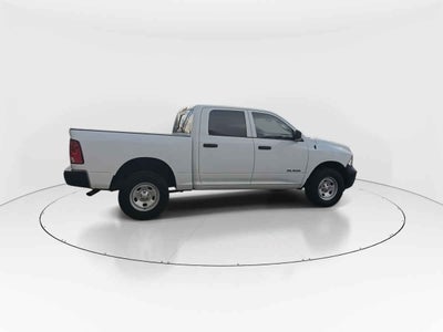 2023 RAM Ram 1500 4p SLT Crew Cab V8/5.7 Aut 4x4 Trabajo