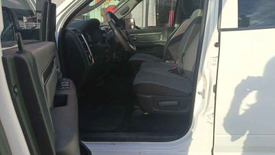 2023 RAM Ram 1500 4p SLT Crew Cab V8/5.7 Aut 4x4 Trabajo