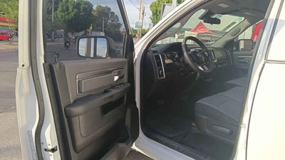 2023 RAM Ram 1500 4p SLT Crew Cab V8/5.7 Aut 4x4 Trabajo