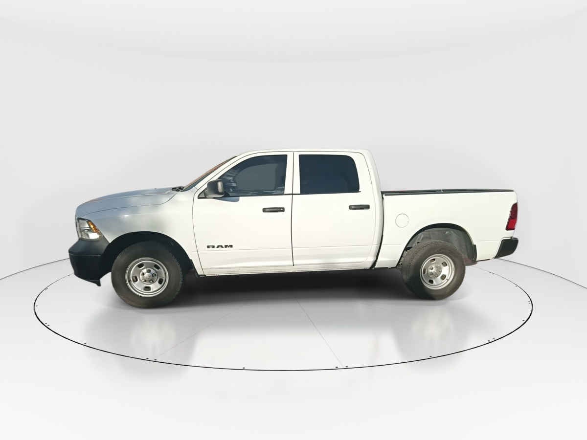2023 RAM Ram 1500 4p SLT Crew Cab V8/5.7 Aut 4x4 Trabajo