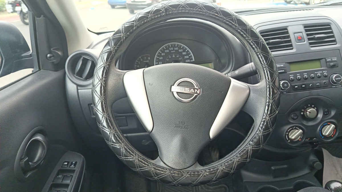 2023 Nissan V-Drive 4p L4/1.6 Man Audio