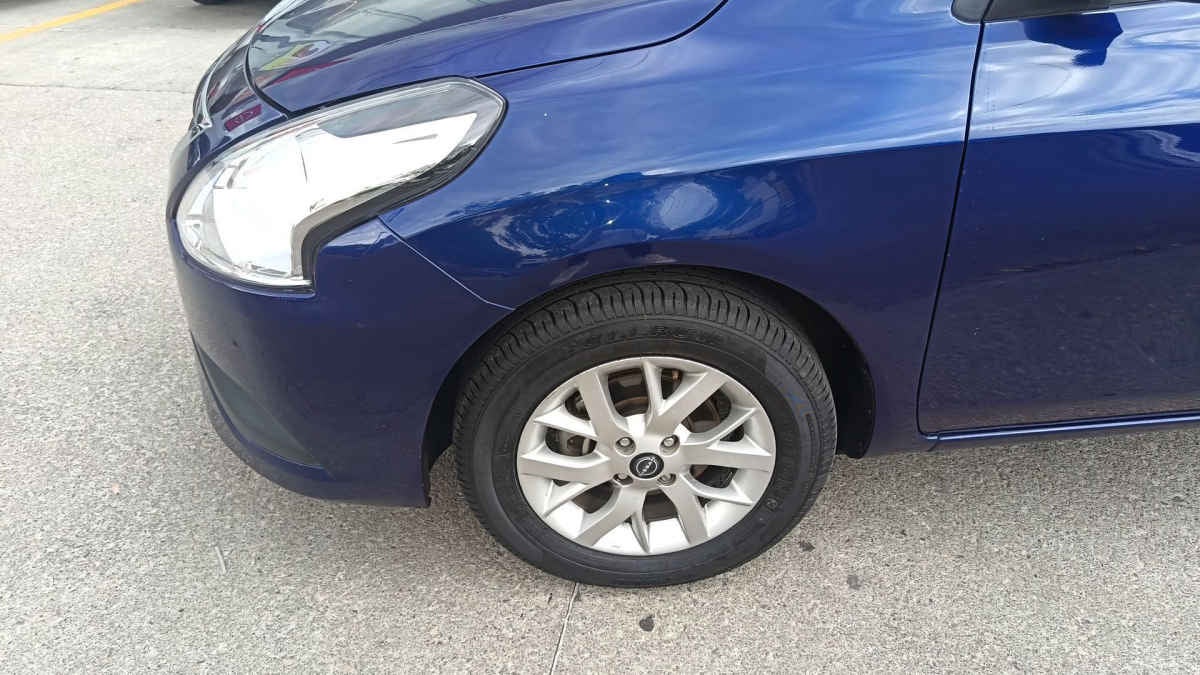 2023 Nissan V-Drive 4p L4/1.6 Man Audio