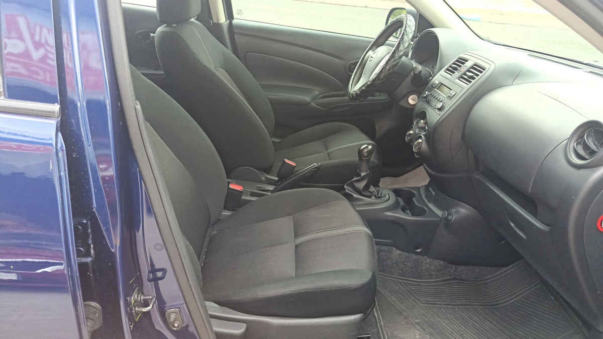 2023 Nissan V-Drive 4p L4/1.6 Man Audio