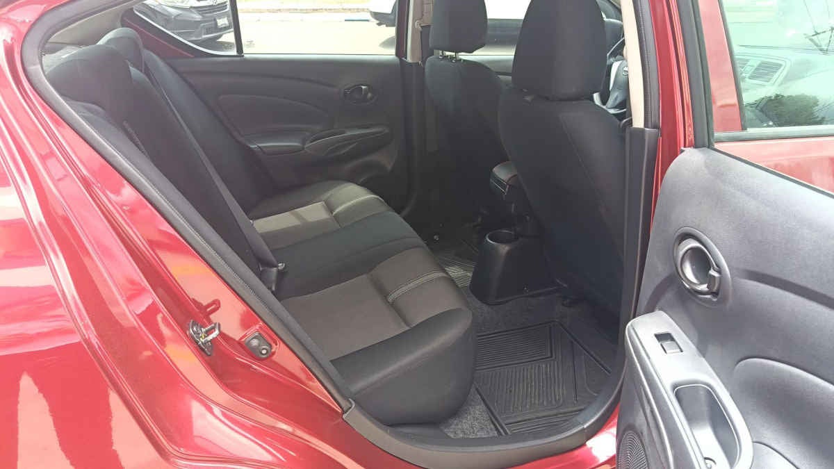 2024 Nissan V-Drive 4p L4/1.6 Man Audio