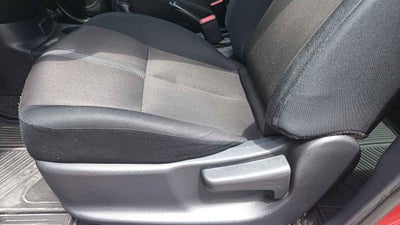 2024 Nissan V-Drive 4p L4/1.6 Man Audio