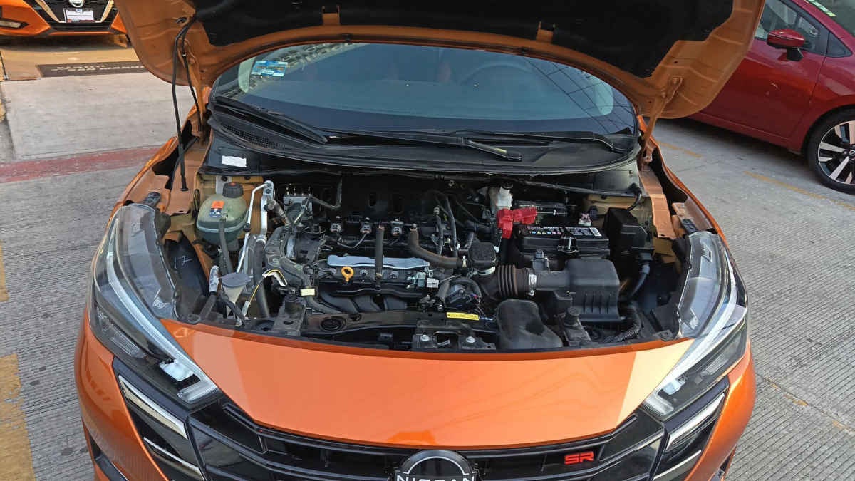 2024 Nissan Versa SR CVT 1.6 LTS