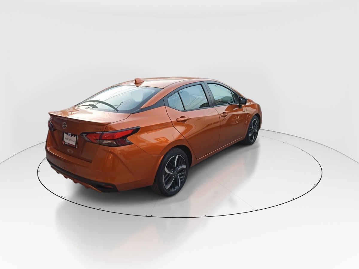 2024 Nissan Versa SR CVT 1.6 LTS