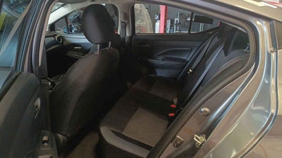 2024 Nissan Versa 4p Advance L4/1.6 Man