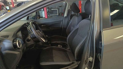 2024 Nissan Versa 4p Advance L4/1.6 Man