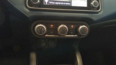 2024 Nissan Versa 4p Advance L4/1.6 Man