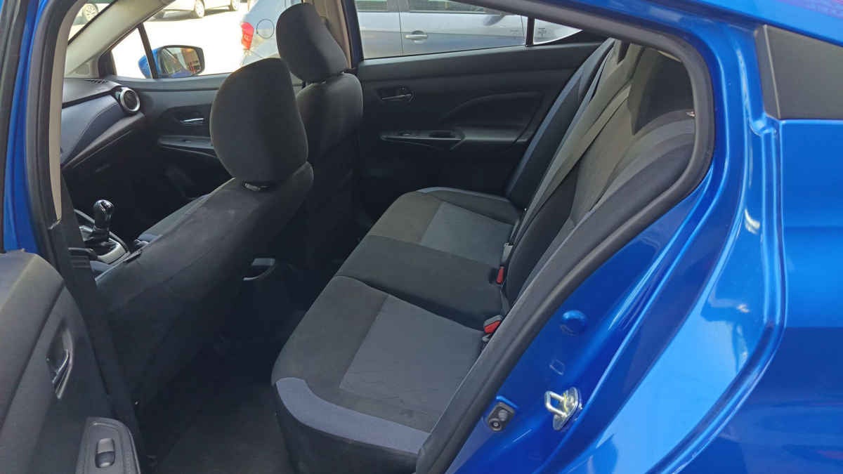 2024 Nissan Versa 4p Advance L4/1.6 Man