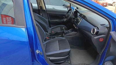 2024 Nissan Versa 4p Advance L4/1.6 Man
