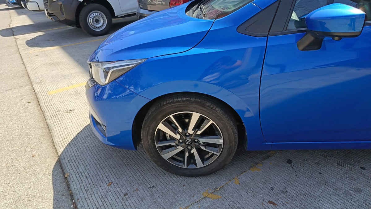 2024 Nissan Versa 4p Advance L4/1.6 Man