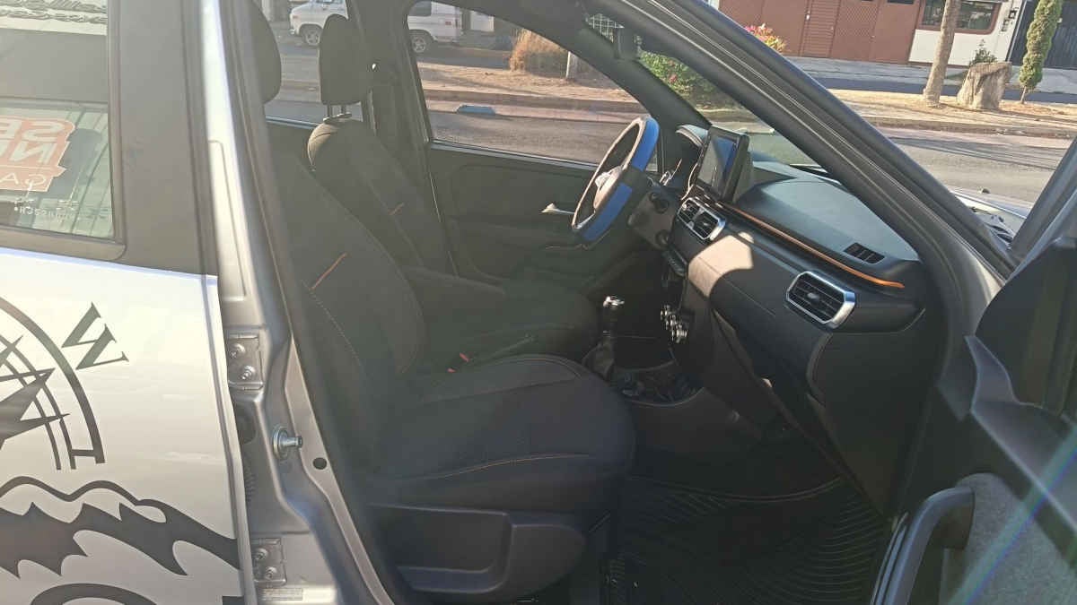 2024 Renault Oroch 4p Outsider L4/1.6/T Man