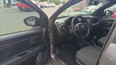2024 RAM Ram 700 4p Bighorn L4/1.3 Man