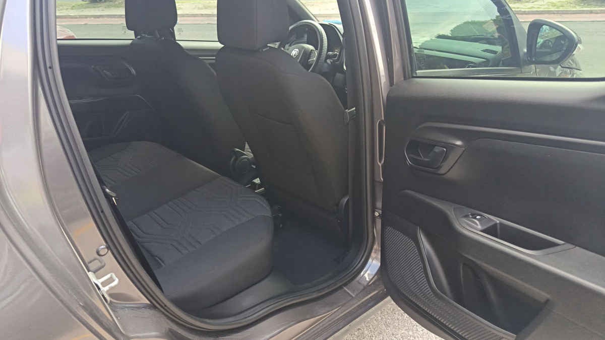 2024 RAM Ram 700 4p Bighorn L4/1.3 Man