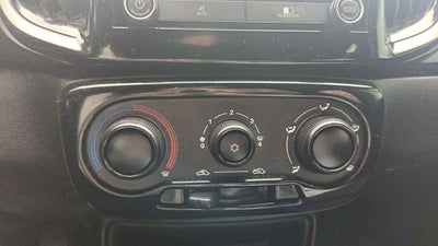 2024 RAM Ram 700 4p Bighorn L4/1.3 Man