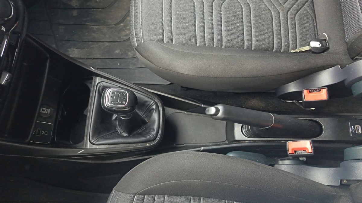 2024 RAM Ram 700 4p Bighorn L4/1.3 Man