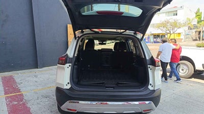 2024 Nissan X-Trail 5p Platinum 3 Row L4/2.5 Aut