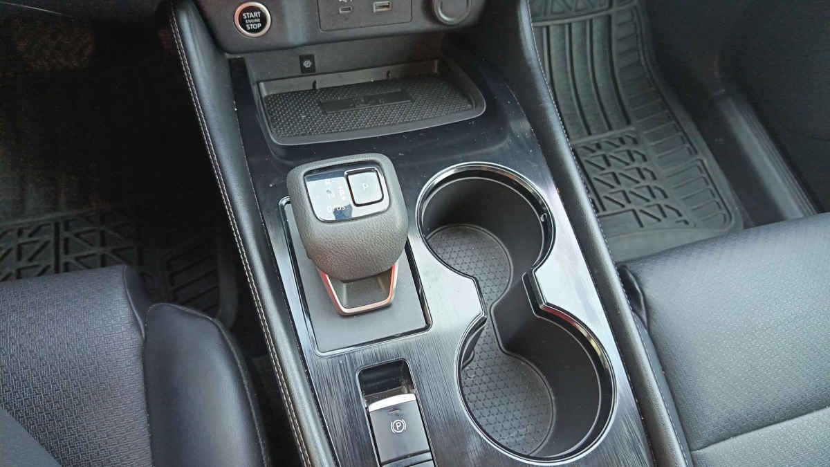 2024 Nissan X-Trail 5p Platinum 3 Row L4/2.5 Aut