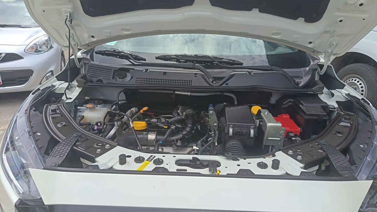 2025 Nissan Magnite 5p Advance L3/1.0/T Man
