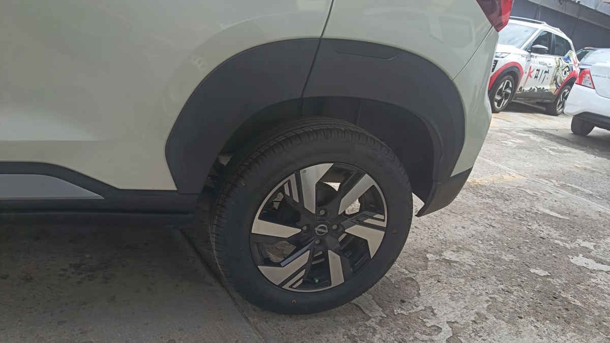 2025 Nissan Magnite 5p Advance L3/1.0/T Man