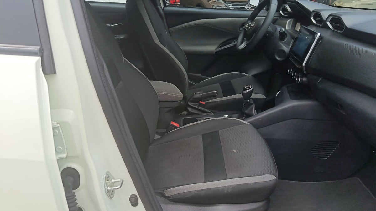 2025 Nissan Magnite 5p Advance L3/1.0/T Man