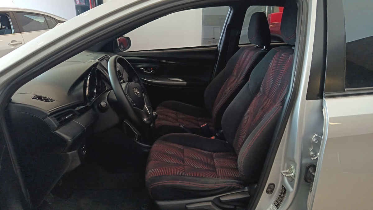 2017 Toyota Yaris 5p Hatchback S L4/1.5 Man