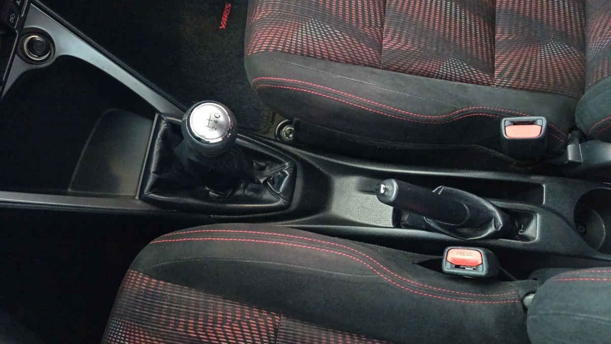 2017 Toyota Yaris 5p Hatchback S L4/1.5 Man